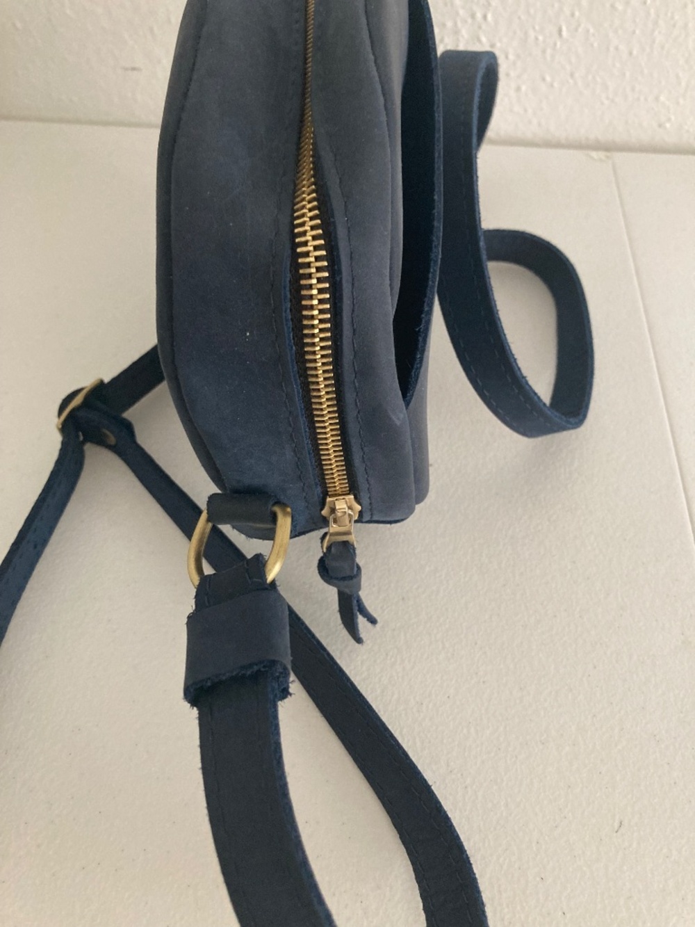 Portland Leather Round Crossbody Bag Dark Blue Firm Leather, fair condition - Picture 3 of 12